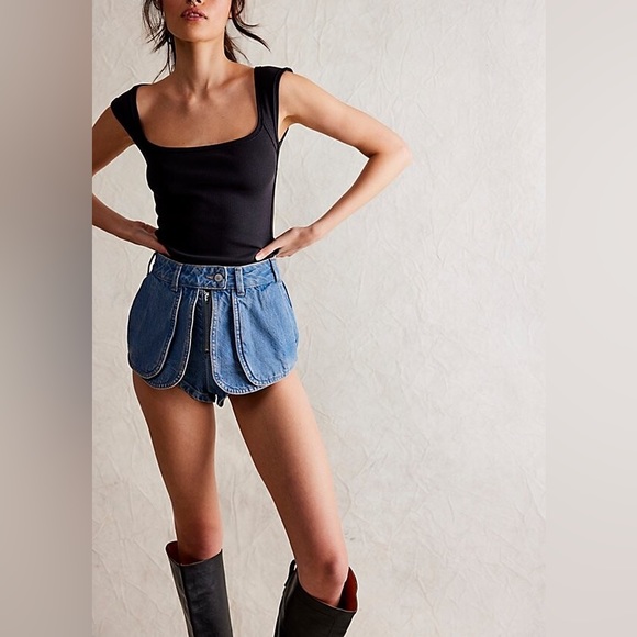 NEW We The Free Prince Street Denim Shorts - Picture 3 of 7